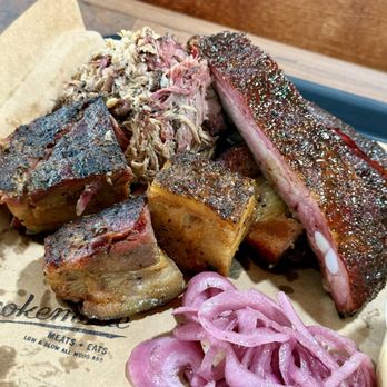 Smokemade Meats + Eats - Pork belly, pulled pork, pork ribs - Barbeque Near Me - Orlando, Florida Smokemade Meats + Eats - Pork belly, pulled pork, pork ribs - Barbeque Near Me - Orlando, Florida