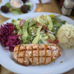 Mediterranean Kebab - Grilled salmon plate