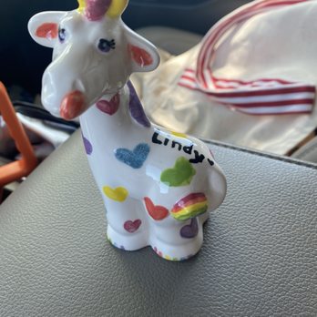 Artsy Me - Painted giraffe - Art Schools Near Me - Evans, Georgia