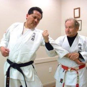 Virginia Dojo - a traditional block becomes an arm attack response to a grab in self defense karate in Alexandria VA - Karate Near Me - Alexandria, Virginia