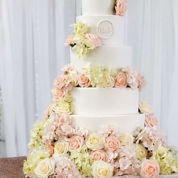 Maria's Dream Cakes - My wedding cake - Desserts Near Me Maria's Dream Cakes - My wedding cake - Desserts Near Me