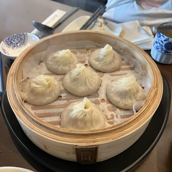 Lao Hu Tong - Berkshire pork soup Dumpling - Chinese Near Me - Schaumburg, Illinois