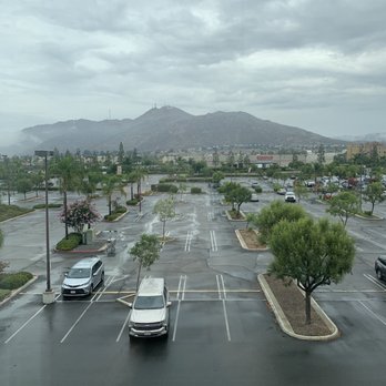 Fairfield by Marriott Inn & Suites Riverside Moreno Valley - Lots of parking.  Close to Winco. - Hotels Near Me - Moreno Valley, California