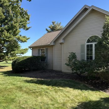 Hubbard Brothers - After picture with tree removed! Look how well they cleaned up!!!! - Tree Services Near Me - Broad Brook, Connecticut Hubbard Brothers - After picture with tree removed! Look how well they cleaned up!!!! - Tree Services Near Me - Broad Brook, Connecticut