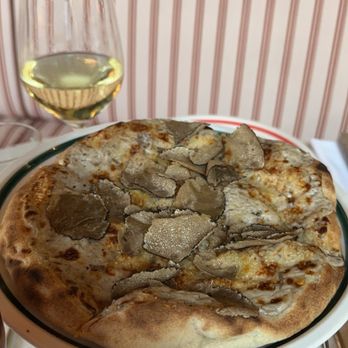 Bambini Paris - Tartufo pizza - Pizza Near Me - Paris