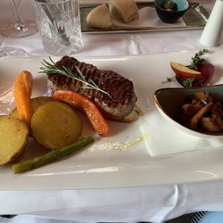 Ristorante Peperosa - Veggies, potatoes, steak and freshly Chanterelle mushrooms, flavorful herbs and seasonings and a skillful paring.
