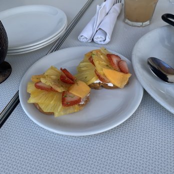 Koko Head Cafe - bruschetta - Breakfast & Brunch Near Me - Honolulu, Hawaii