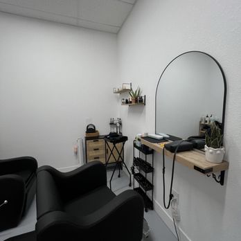 1. J Studio Suites