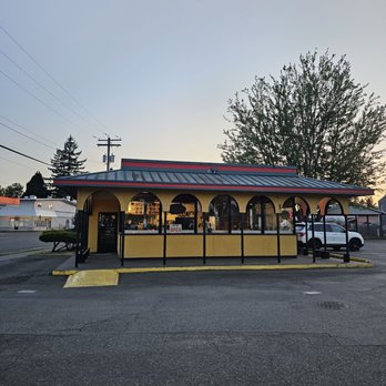 Koong Thong Thai Cuisine - Thai Near Me - Auburn, Washington