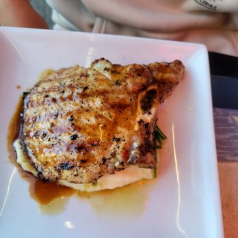 La Malinche - Grilled pork chops and mashed potatoes and sautéed spinach - Tapas Bars Near Me - Silver Spring, Maryland La Malinche - Grilled pork chops and mashed potatoes and sautéed spinach - Tapas Bars Near Me - Silver Spring, Maryland