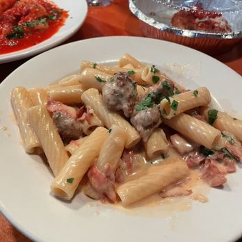 Bricco Bracco - Rigatoni in Vodka Sauce - Italian Near Me - Mt Pleasant, South Carolina Bricco Bracco - Rigatoni in Vodka Sauce - Italian Near Me - Mt Pleasant, South Carolina