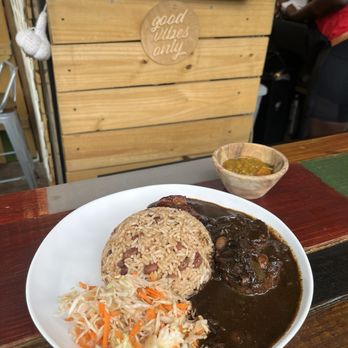 Di Vegan Yaad Kitchen - Vegan Oxtail - Vegetarian Near Me - Hollywood, Florida Di Vegan Yaad Kitchen - Vegan Oxtail - Vegetarian Near Me - Hollywood, Florida
