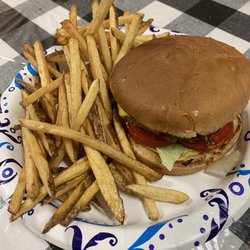 Coffeyville Livestock Market - Cheese Burger & French Fries