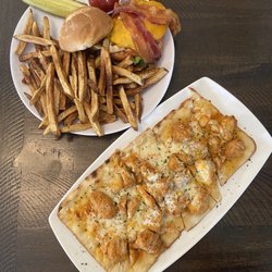 Ill Eagle Taphouse - Grilled chicken club burger and buffalo chicken flatbread