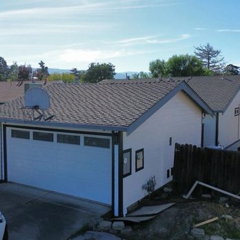 Imperia Roofing and Exteriors - James Hardie Siding - Arctic White - Roofing Near Me - Hayward, California