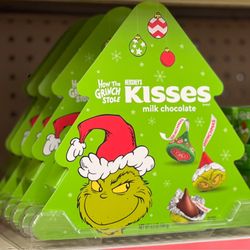 Walgreens - Grinch Kisses