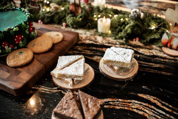 defloured: A Gluten Free Bakery by null