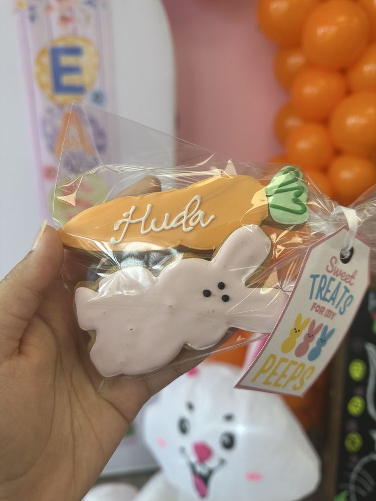 Something Sweet Bakery Logo