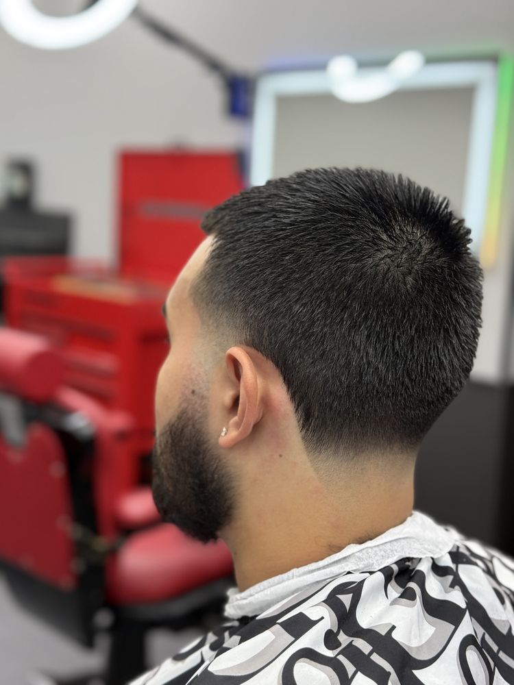 Jvip Style Barber Logo