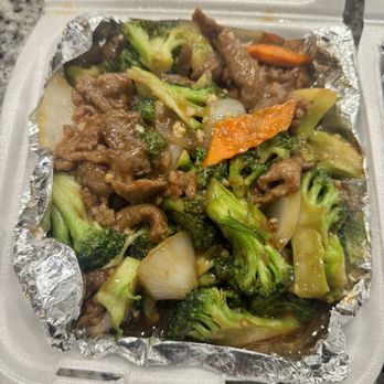 Grand China - Beef with Broccoli - Chinese Near Me - Henderson, Nevada Grand China - Beef with Broccoli - Chinese Near Me - Henderson, Nevada