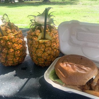 Barefoot Beach Cafe - Pineapple smoothie, cheese burger & sea salt fries - Breakfast & Brunch Near Me - Honolulu, Hawaii Barefoot Beach Cafe - Pineapple smoothie, cheese burger & sea salt fries - Breakfast & Brunch Near Me - Honolulu, Hawaii