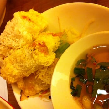 Monsieur Vuong - Cha gio - imperial rolls - €5 - Vietnamese Near Me - Berlin, BE