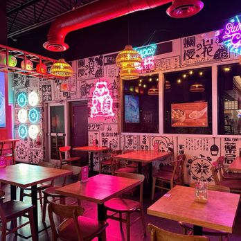 Zuru Ramen Bar - Dining room - Ramen Near Me - Boca Raton, Florida Zuru Ramen Bar - Dining room - Ramen Near Me - Boca Raton, Florida