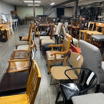 Roundabouts - Upstairs chairs - Used, Vintage & Consignment Near Me - Bend, Oregon