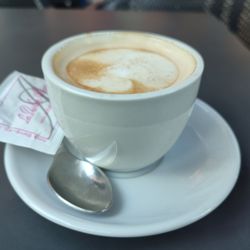 La Dulce Alianza - Cafe con leche (1,65 €)