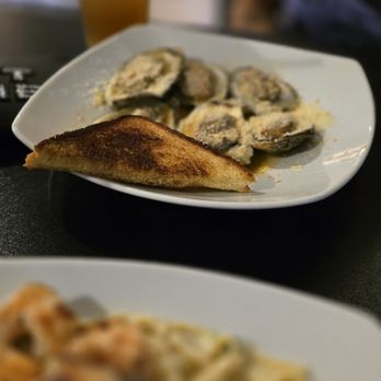 Flavors Kitchen And Cocktails - Oysters - Seafood Near Me - Savannah, Georgia Flavors Kitchen And Cocktails - Oysters - Seafood Near Me - Savannah, Georgia