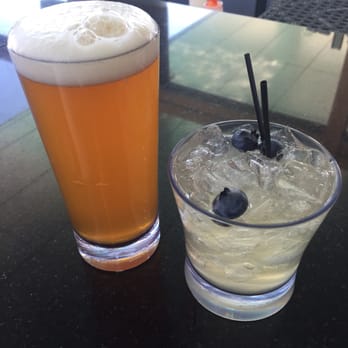 Kimpton Palomar Hotel Phoenix Cityscape - Refreshing drinks... The white sangria was fab! - Hotels Near Me - Phoenix, Arizona