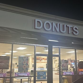 Kim's Donut - Store front - Donuts Near Me - Seminole, Texas Kim's Donut - Store front - Donuts Near Me - Seminole, Texas