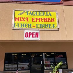 Taqueria Mexicana - Outside view