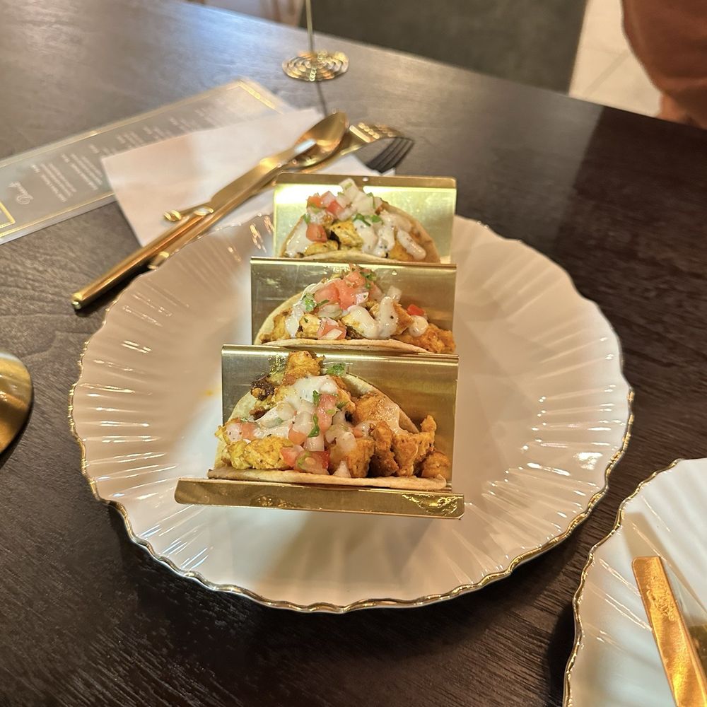 Fusion Social - Butter Chicken Paracos - Desserts Near Me - Warrenville, Illinois Fusion Social - Butter Chicken Paracos - Desserts Near Me - Warrenville, Illinois