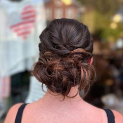Fedora Lounge Boutique Salon