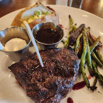 Hamley Steakhouse & Saloon - Sirlion - Steakhouses Near Me - Pendleton, Oregon