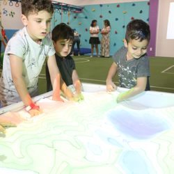 Ball N Bounce - Interactive Sandbox = hours of fun!