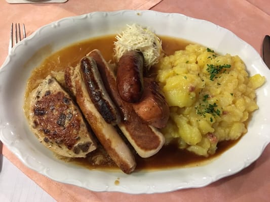 Weissbräuhaus zum Herrnbräu by null