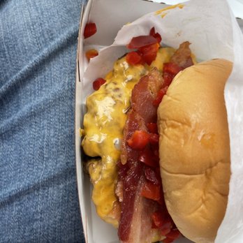 Shake Shack Pasadena - SmokeShack with bacon - Burgers Near Me - Pasadena, California