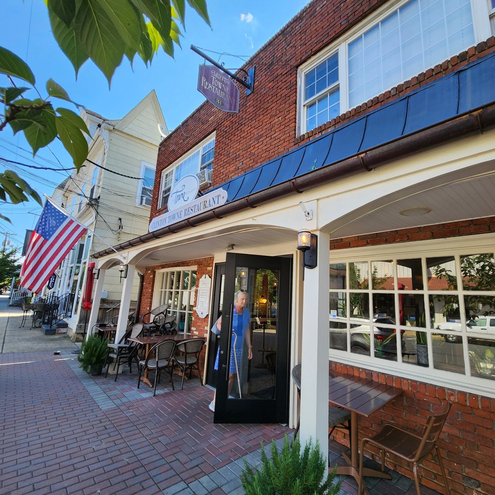 Towne Restaurant - Cute restaurant in downtown Clinton right on Main St. - Diners Near Me - Clinton, New Jersey Towne Restaurant - Cute restaurant in downtown Clinton right on Main St. - Diners Near Me - Clinton, New Jersey