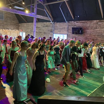 Prairie Creek Barn - Venues & Event Spaces Near Me - Cairo, Nebraska