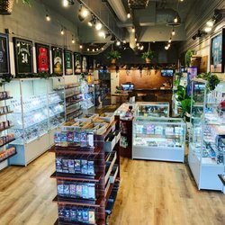 Ross Cards & Collectibles