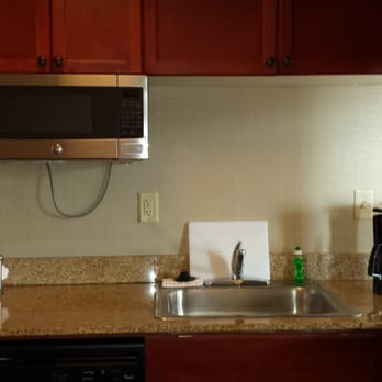 Residence Inn by Marriott Memphis Downtown - Kitchen area - Hotels Near Me - Memphis, Tennessee Residence Inn by Marriott Memphis Downtown - Kitchen area - Hotels Near Me - Memphis, Tennessee