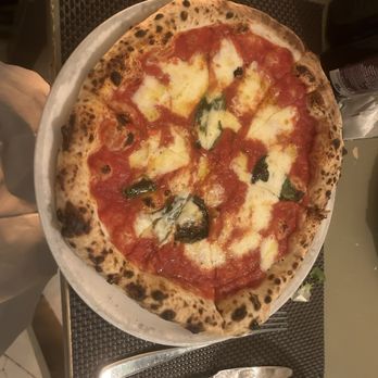 Margherita - Pizza Near Me - Barcelona, B Margherita - Pizza Near Me - Barcelona, B