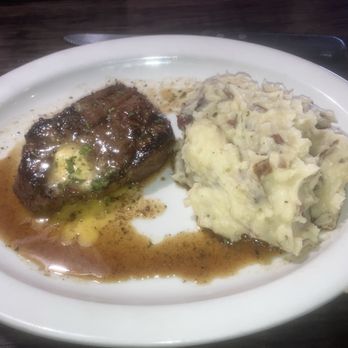 Freddie Paul's Steakhouse - 6oz sirloin with garlic mashed potatoes - Barbeque Near Me - Stillwater, Oklahoma Freddie Paul's Steakhouse - 6oz sirloin with garlic mashed potatoes - Barbeque Near Me - Stillwater, Oklahoma