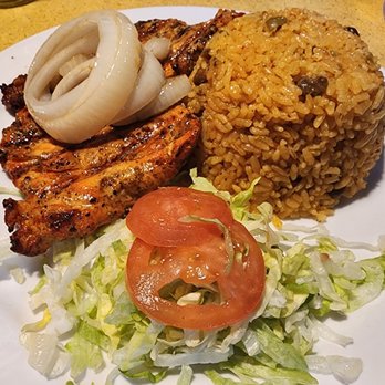 Sofrito Rico Authentic Puerto Rican Cuisine - Beautifully seasoned chicken breast y arroz con gandules - Puerto Rican Near Me - Las Vegas, Nevada