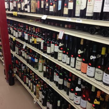 Orion Market - rows of bottles of wine on shelves - Beer, Wine & Spirits Near Me - Lake Orion, Michigan Orion Market - rows of bottles of wine on shelves - Beer, Wine & Spirits Near Me - Lake Orion, Michigan