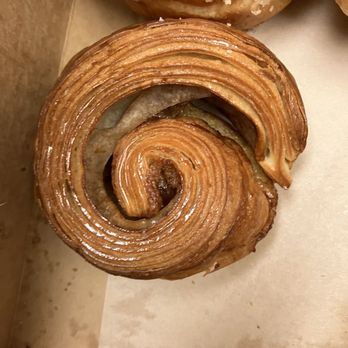 Bree’osh - Santa Barbara - Cinnamon roll - Bakeries Near Me - Santa Barbara, California