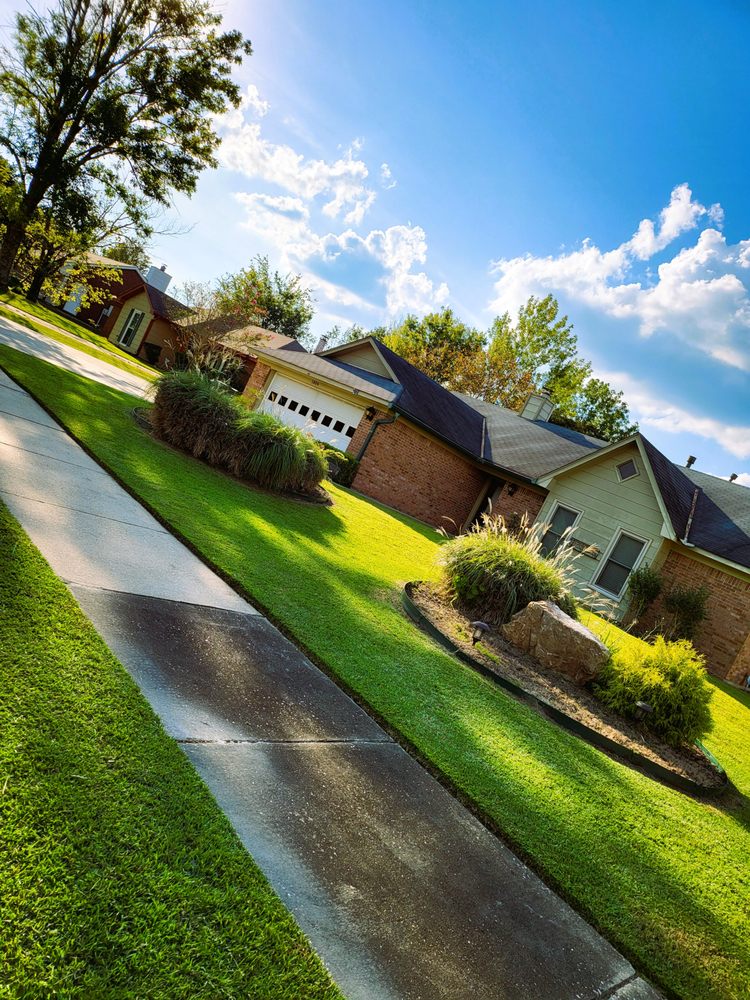 Perfect Trim Lawn Care Service - tree service in Montgomery, AL