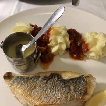 Le Caveau 30 - Branzino filet - French Near Me - Cannes, 06